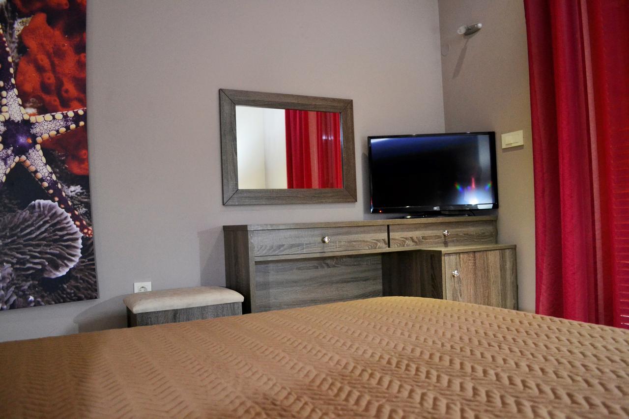 טולון Ritsas Hotel מראה חיצוני תמונה