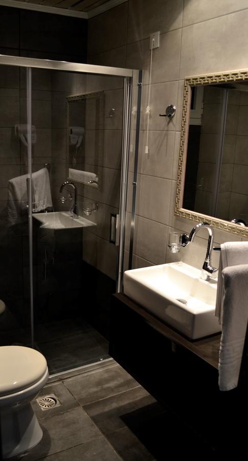 טולון Ritsas Hotel מראה חיצוני תמונה
